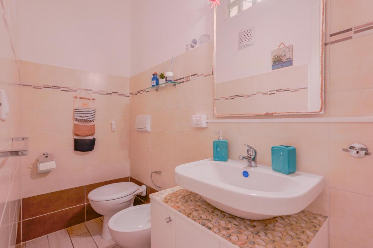 Approdo Rooms - Eja Sardinia Cagliari Exterior photo